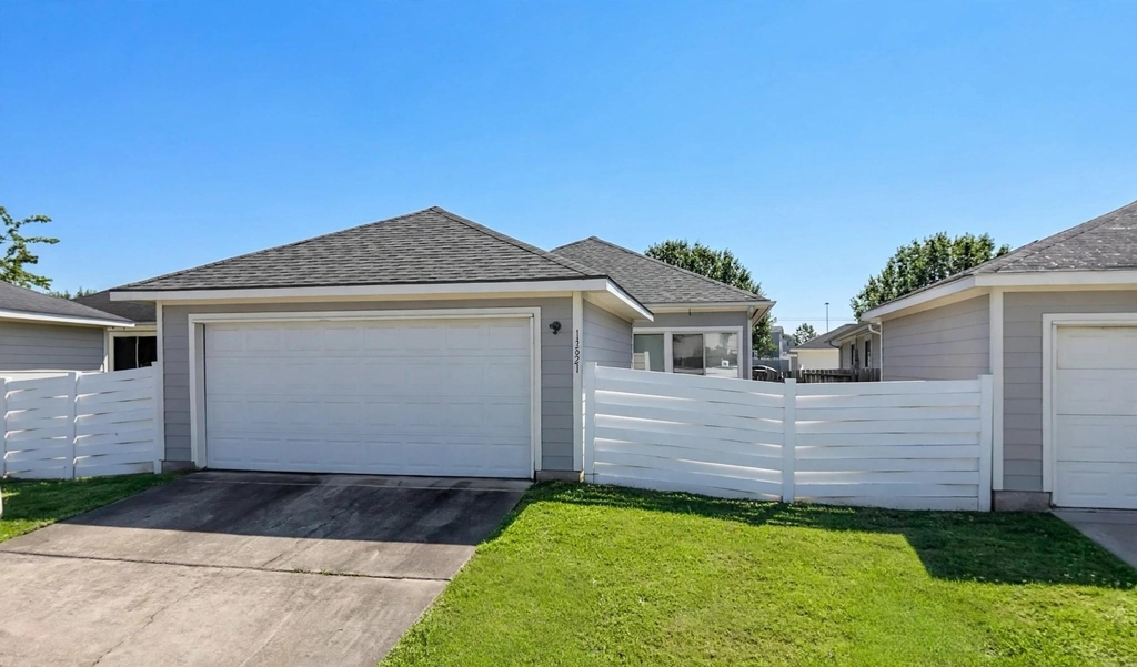 11821 Longwood Garden Way Way - Photo 1
