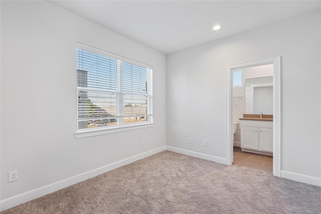 3004 Charline Avenue - Photo 22