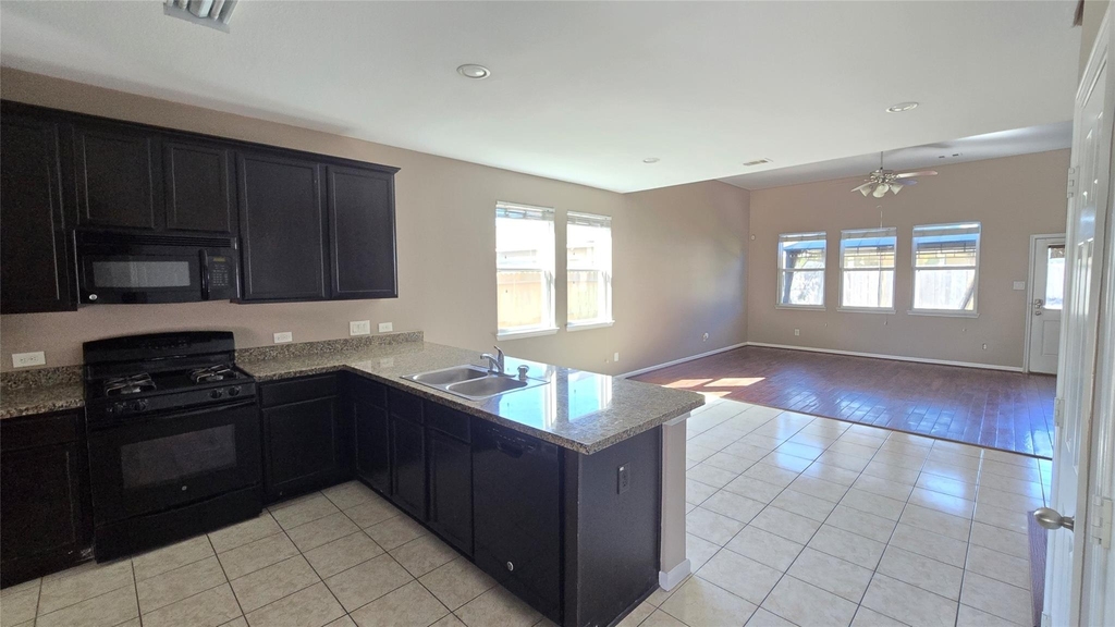 12634 Mansfield Glen Court - Photo 6
