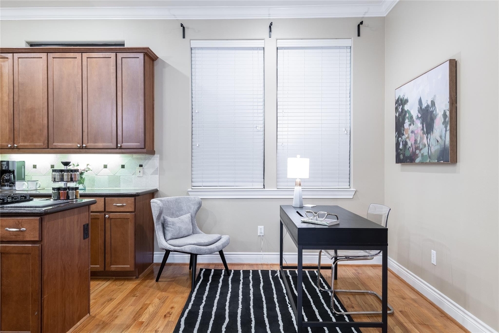 1806 Tuam Street - Photo 17