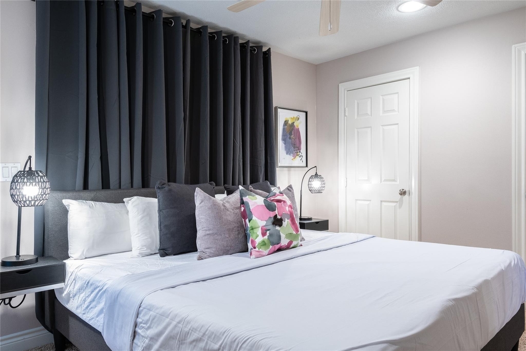 1806 Tuam Street - Photo 22