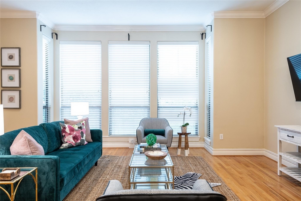 1806 Tuam Street - Photo 12