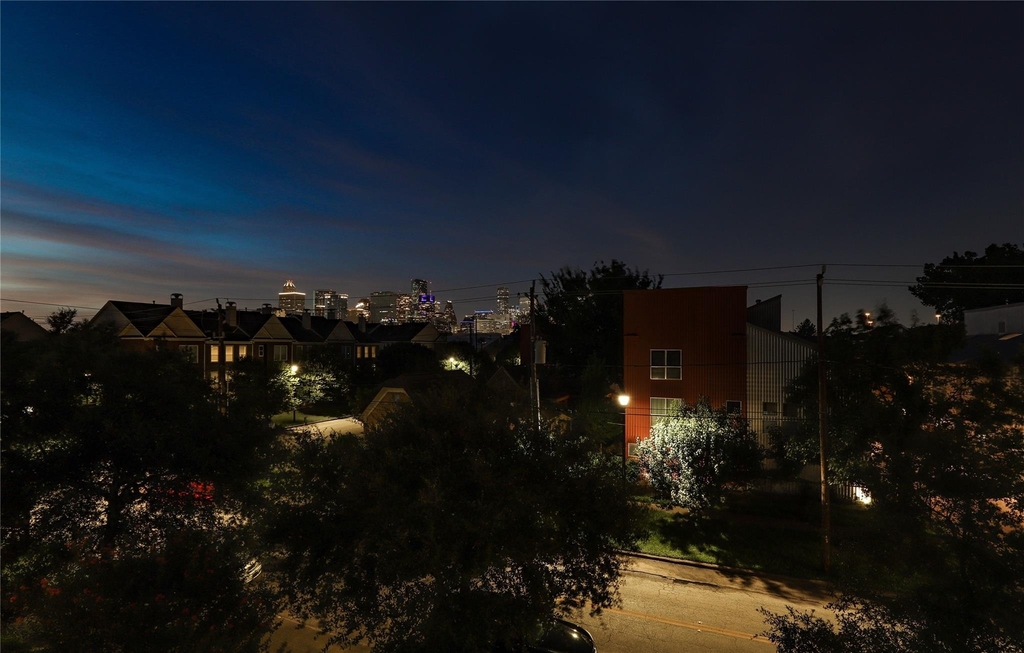 1806 Tuam Street - Photo 28