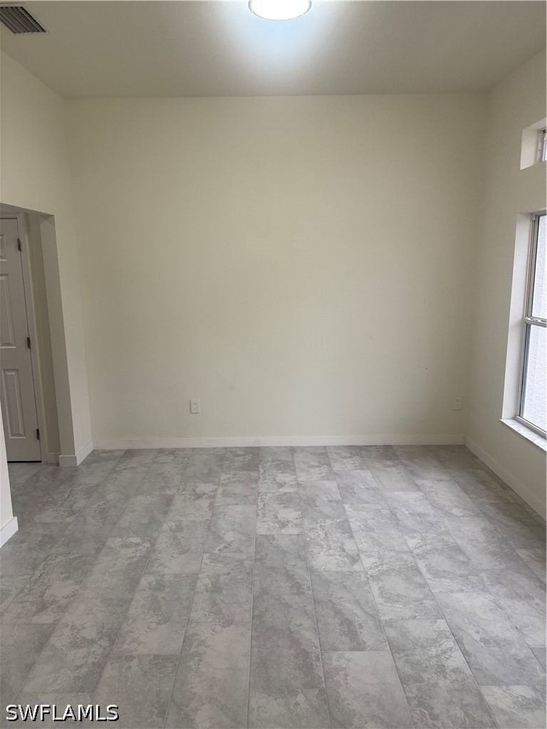 720 Lamar Street E - Photo 9