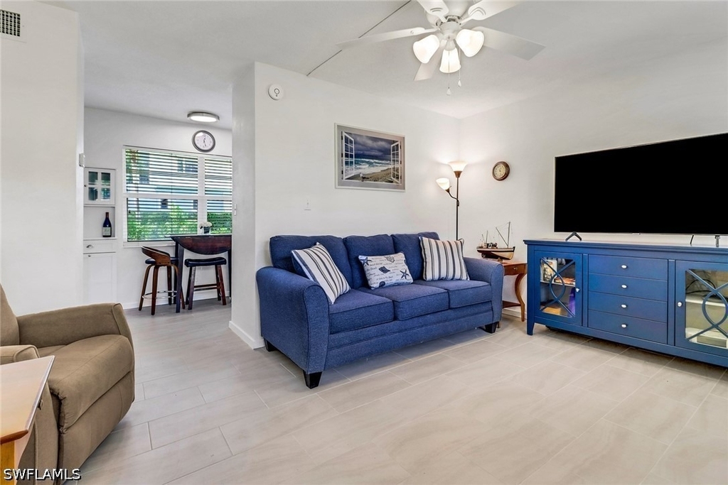 207 8th Avenue S - Photo 10