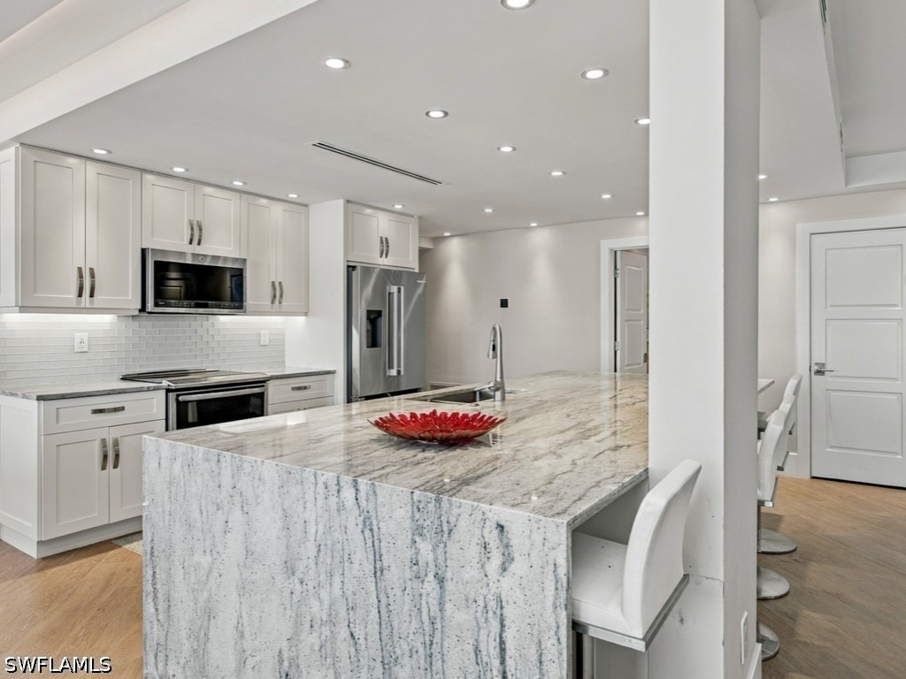 850 S Collier Boulevard - Photo 8