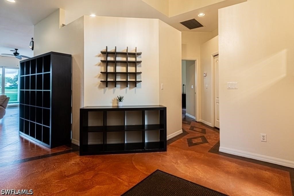 2252 Heritage Greens Drive - Photo 2