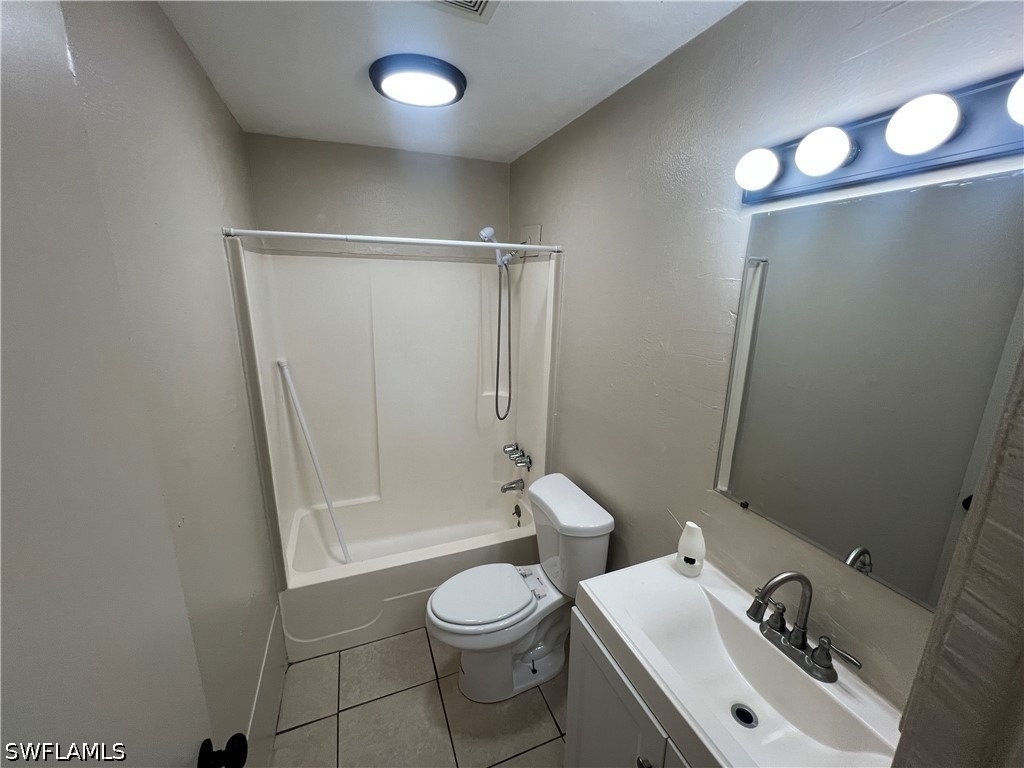 3920 Lora Street - Photo 5