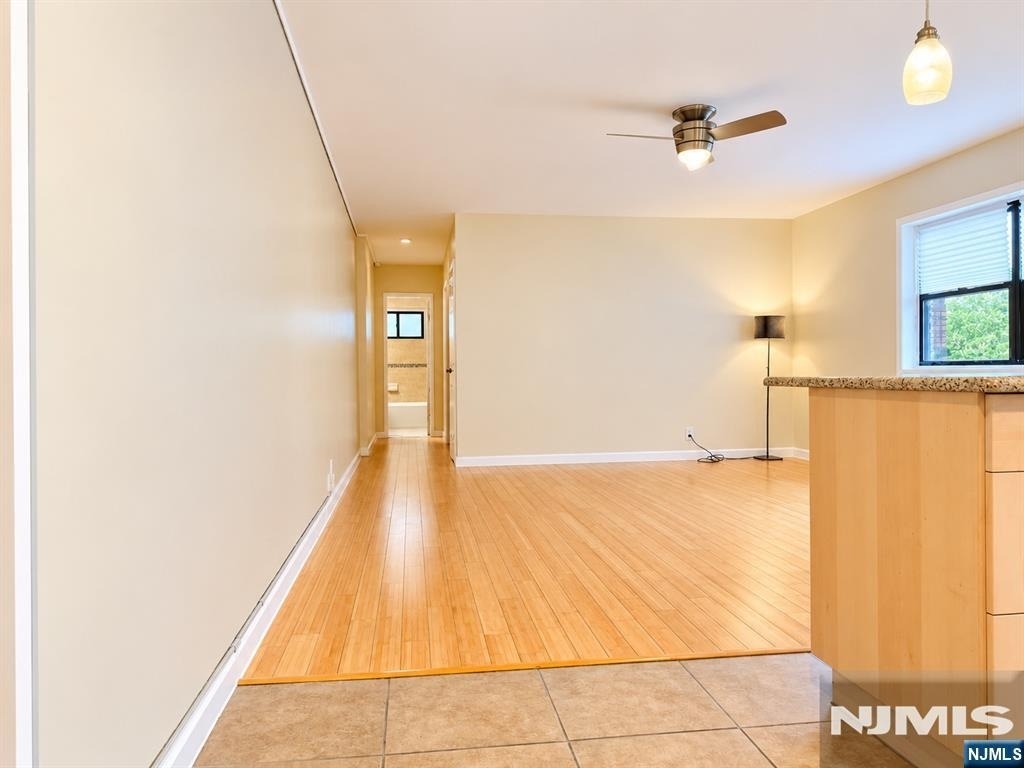3001 Edwin - Photo 2