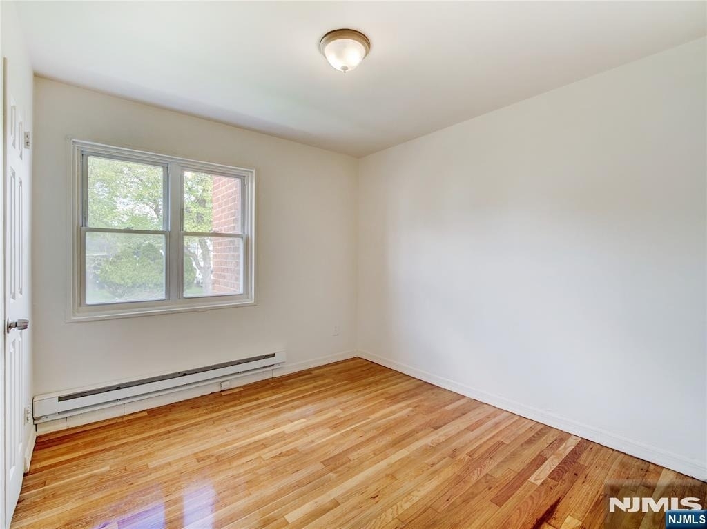 138 Lincoln - Photo 12