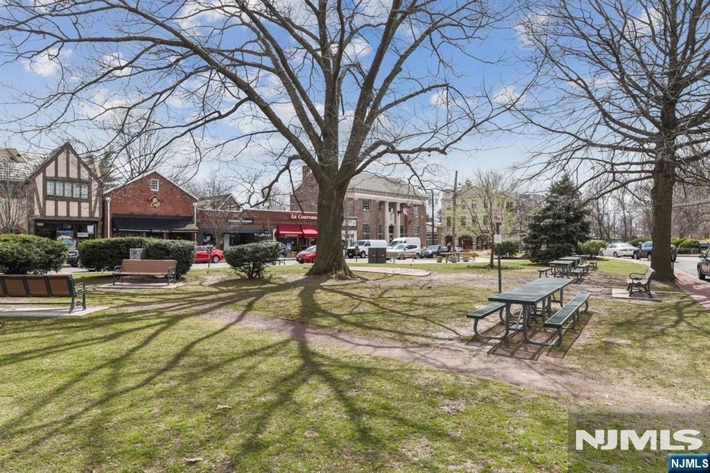 69 Montclair - Photo 21