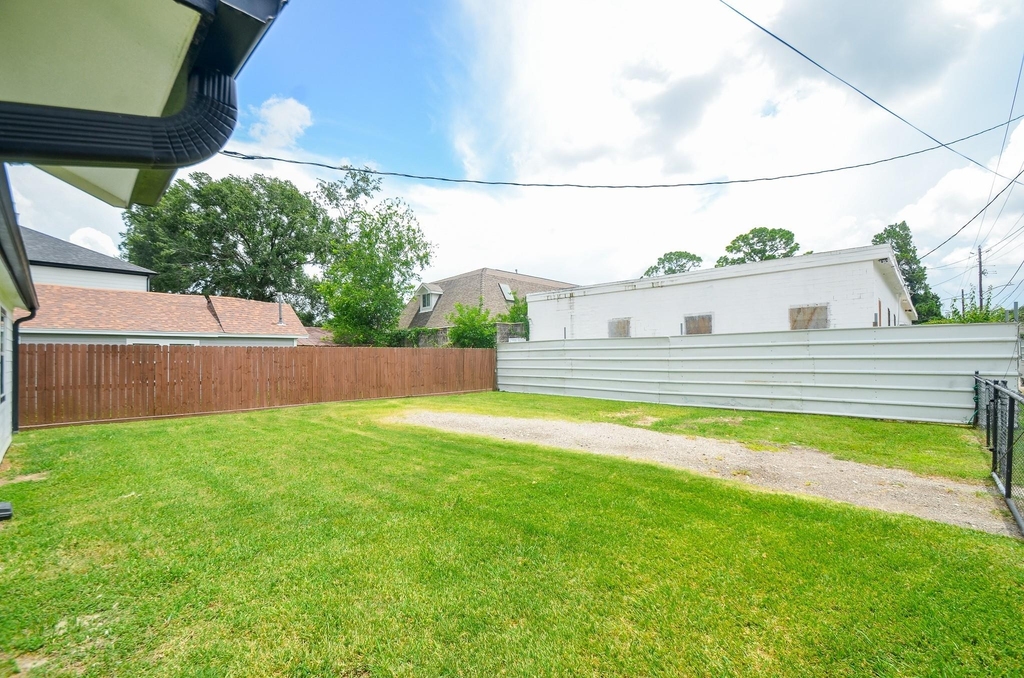 6425 Sidney Street - Photo 25