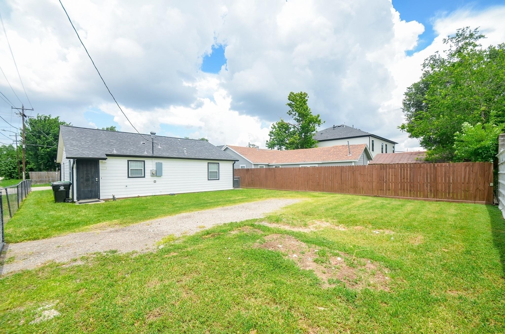 6425 Sidney Street - Photo 26