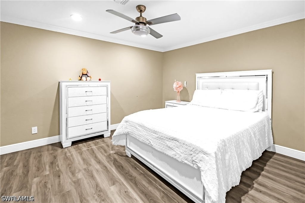 1030 39th Street Sw - Photo 4