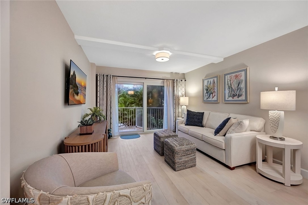 1300 Gulf Shore Boulevard N - Photo 2