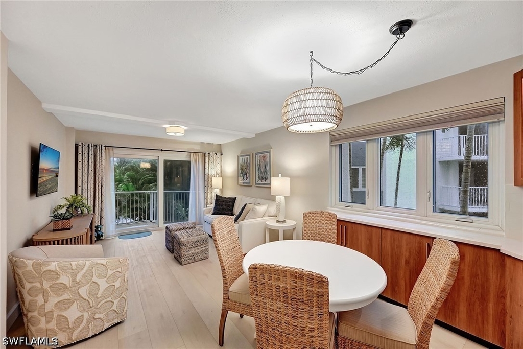 1300 Gulf Shore Boulevard N - Photo 1