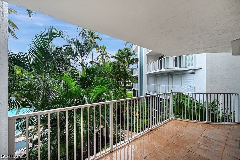 1300 Gulf Shore Boulevard N - Photo 22