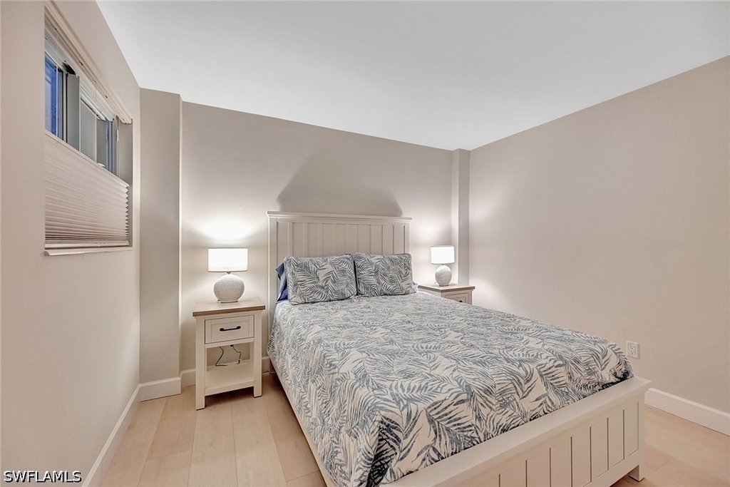 1300 Gulf Shore Boulevard N - Photo 18