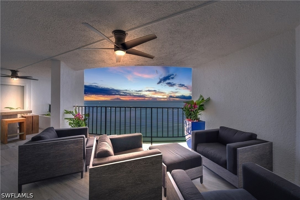 3951 Gulf Shore Boulevard N - Photo 4