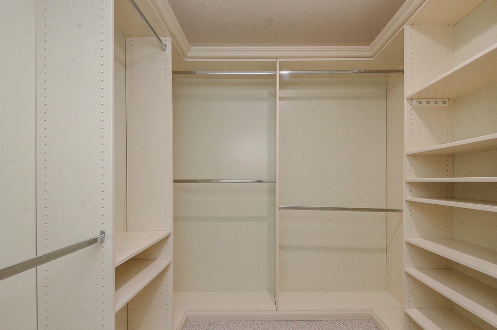 4226 Windy Chase Lane - Photo 8