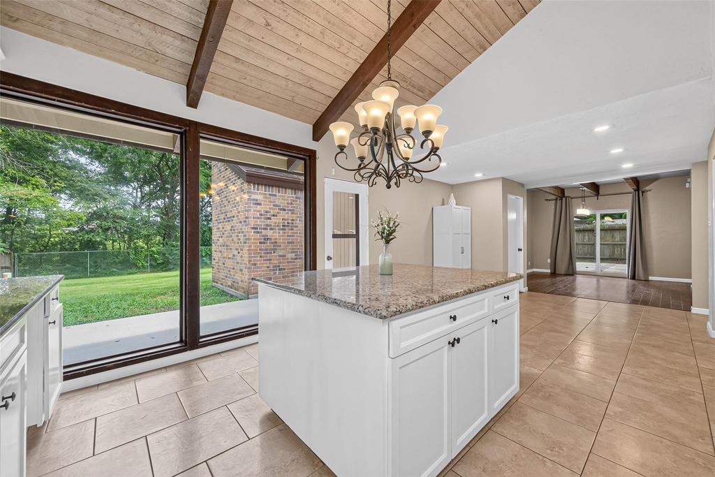 23610 Creekview Drive - Photo 13