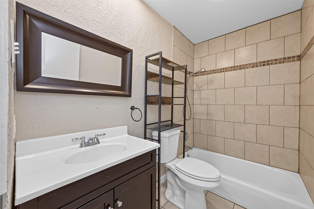23610 Creekview Drive - Photo 14