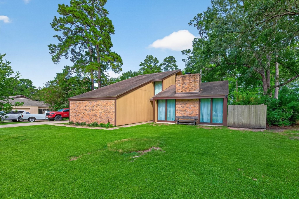 23610 Creekview Drive - Photo 0