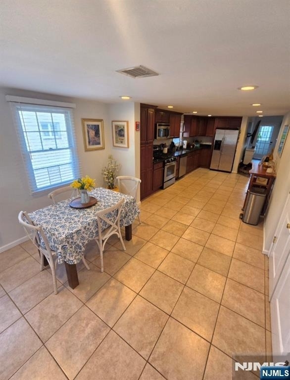 190 Stevens - Photo 1