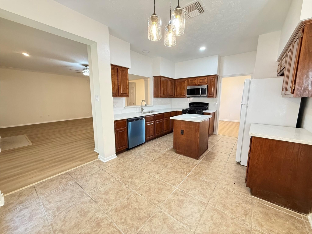 14527 Circlewood Way - Photo 7