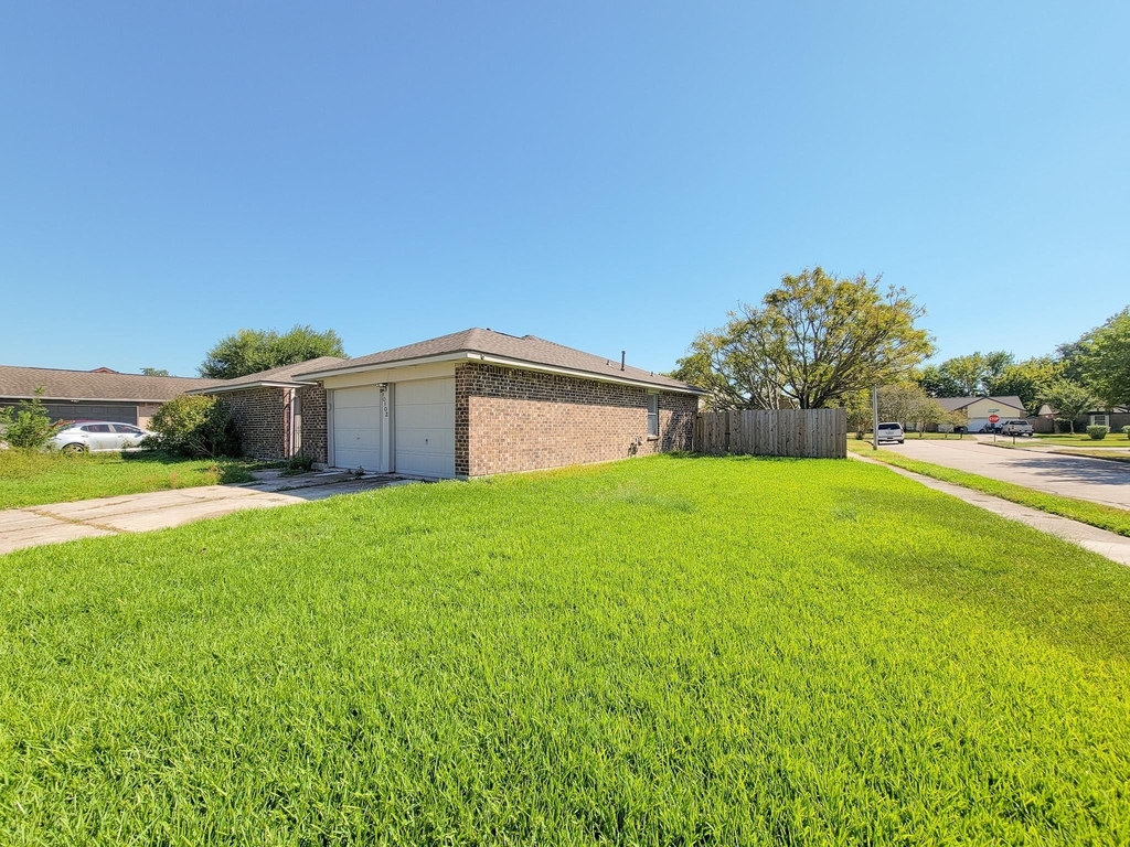 10102 Park Lane - Photo 32