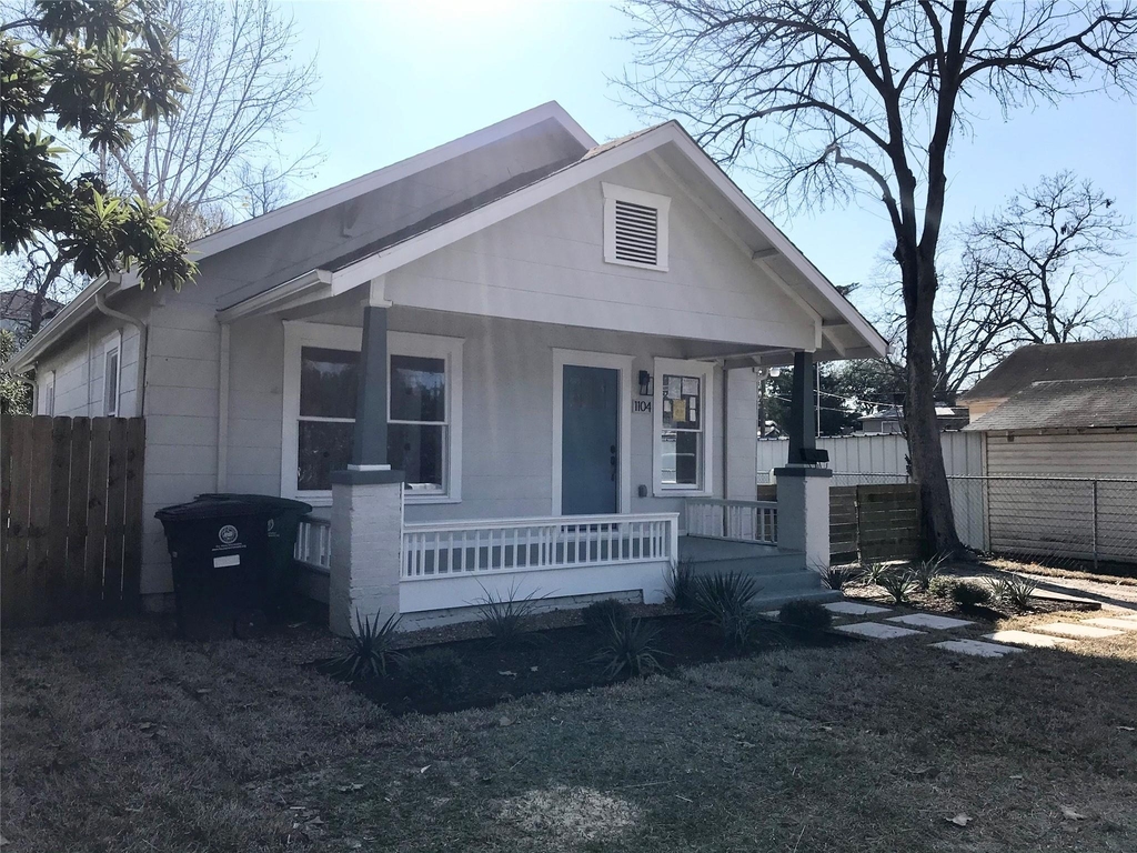 1104 E 26th Street - Photo 1