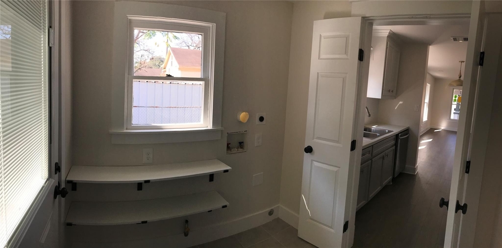 1104 E 26th Street - Photo 14