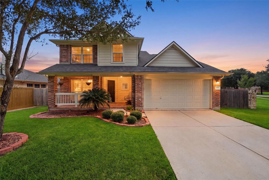 7102 Winston Ranch Parkway - Photo 0