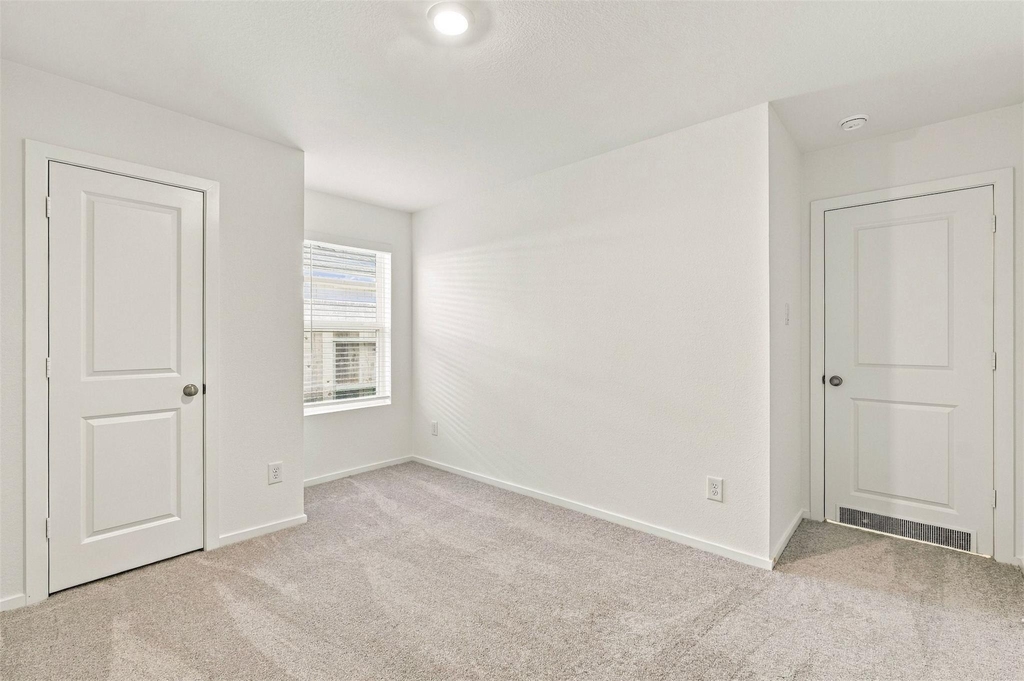 1643 Windrose Bend - Photo 14