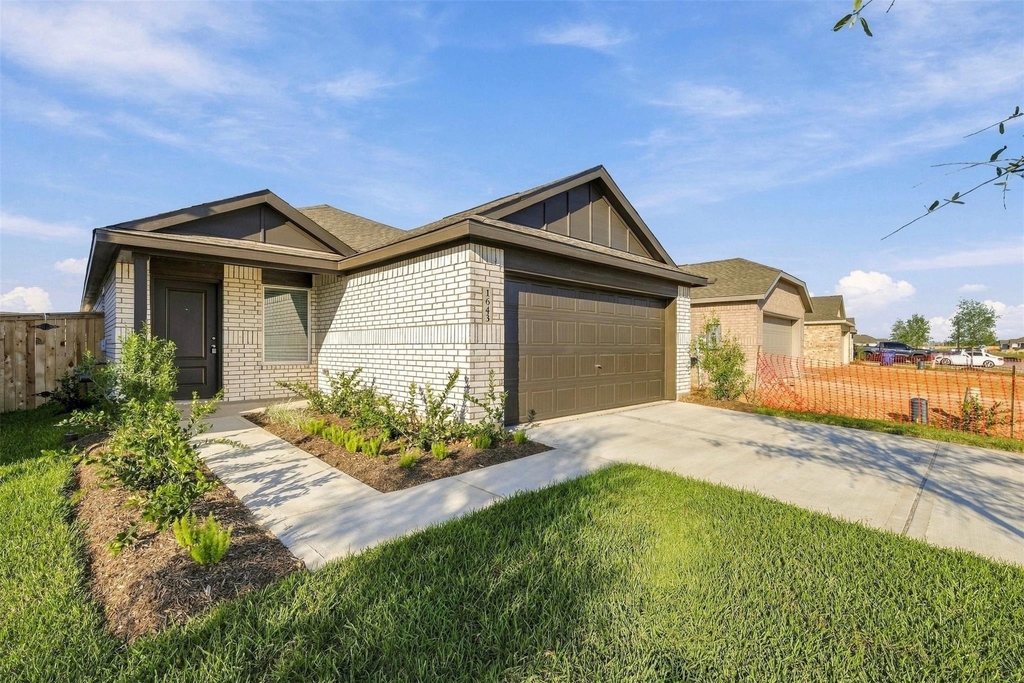1643 Windrose Bend - Photo 24