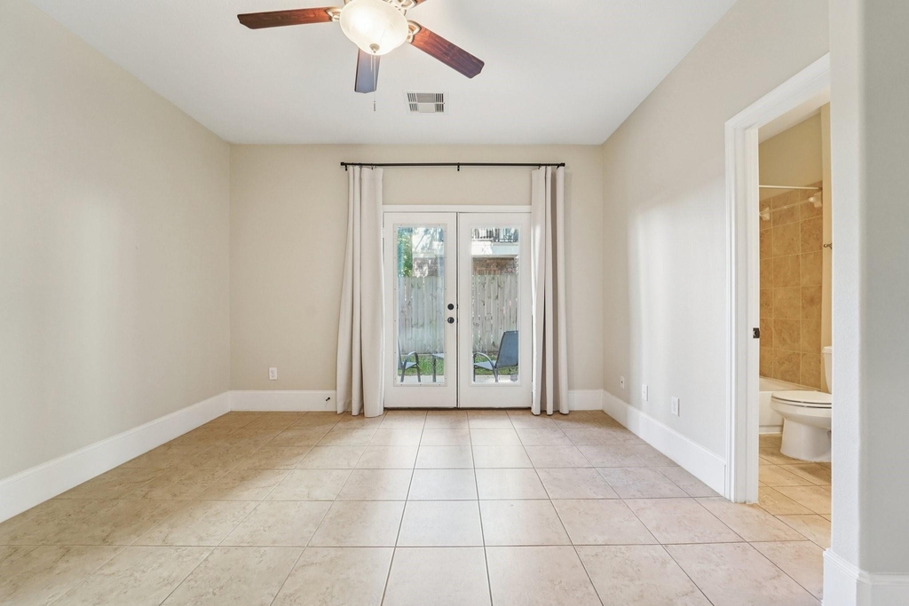 2421 Beall Street - Photo 9