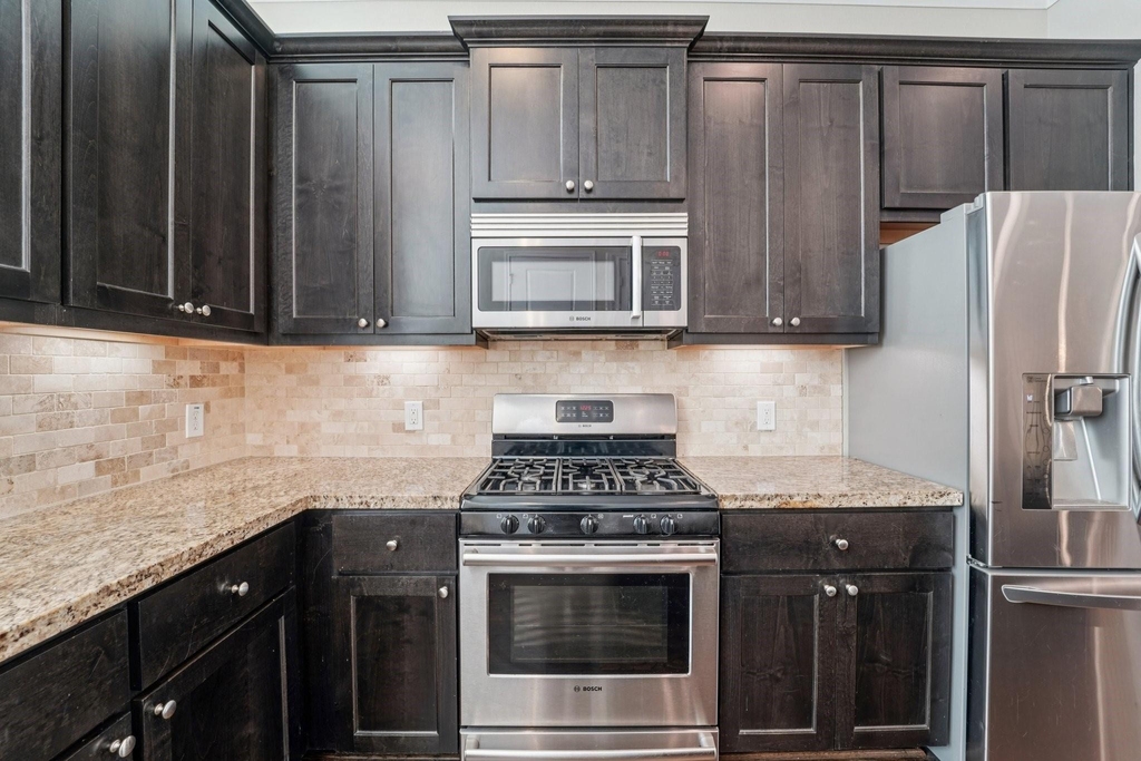 2421 Beall Street - Photo 13