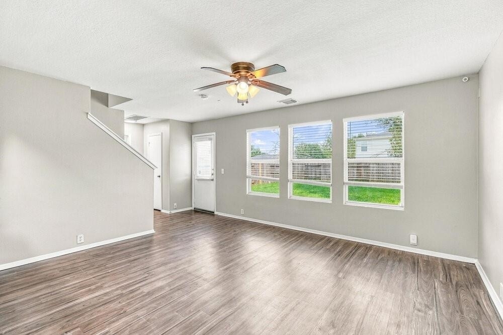 3231 Dartmouth Field Lane - Photo 4