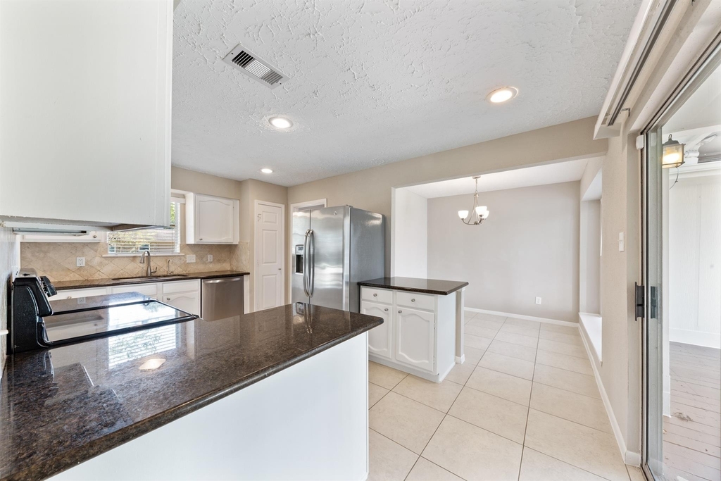 3042 Pecan Point Drive - Photo 12