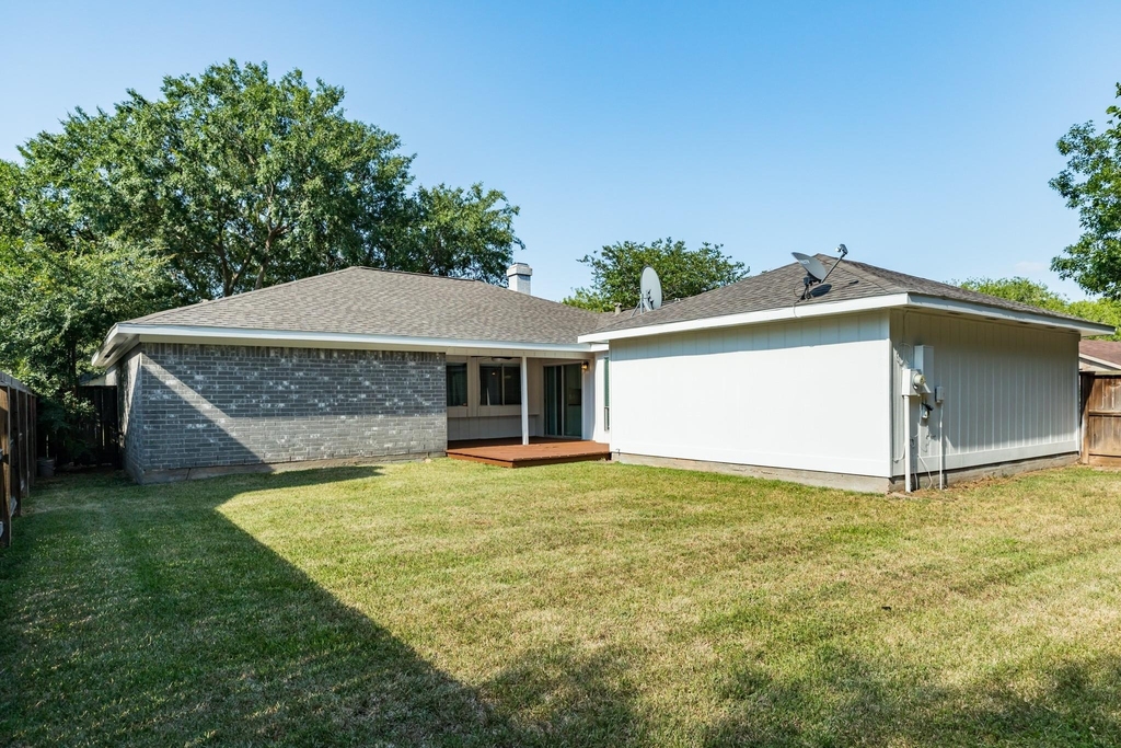 3042 Pecan Point Drive - Photo 32
