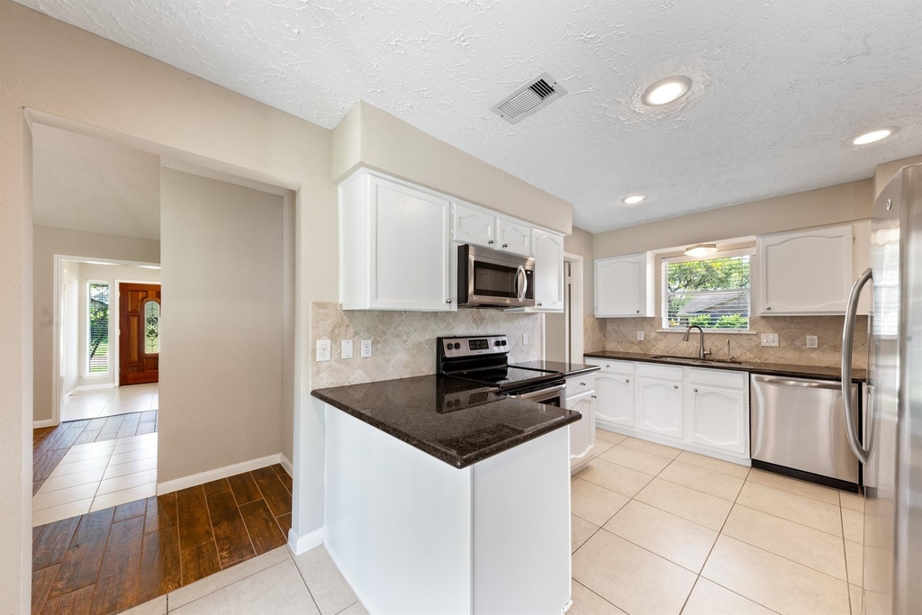 3042 Pecan Point Drive - Photo 13