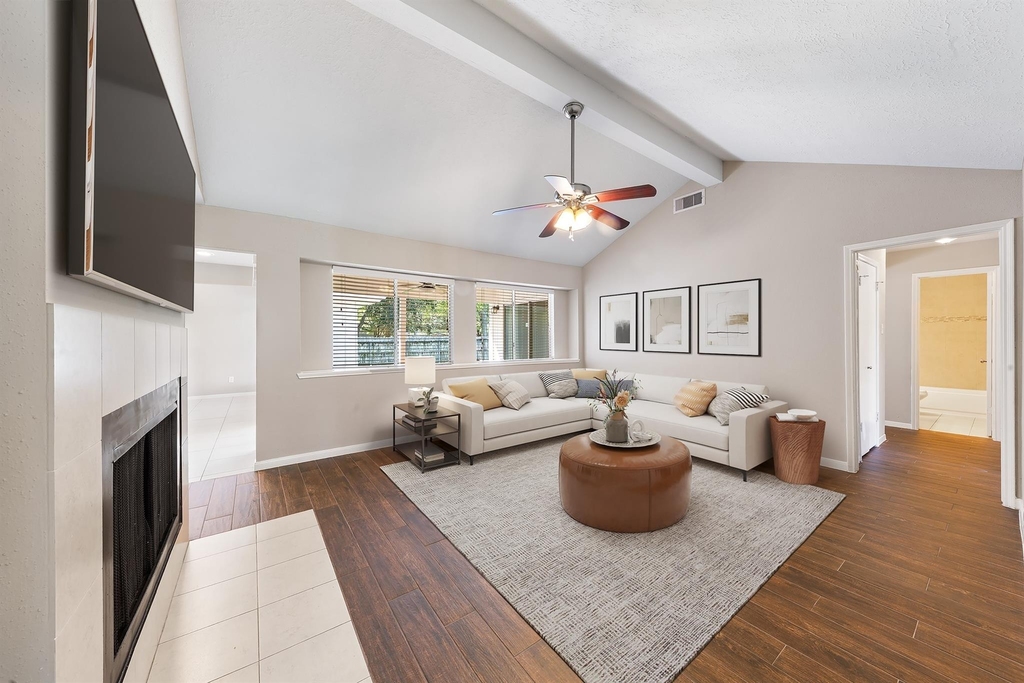 3042 Pecan Point Drive - Photo 7