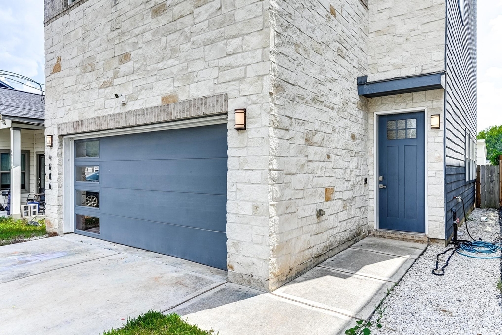 4806 Wilmington Street - Photo 2