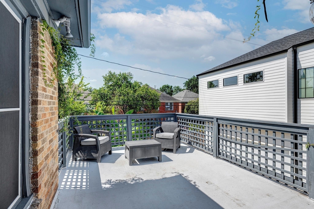 1811 Marshall Street - Photo 13