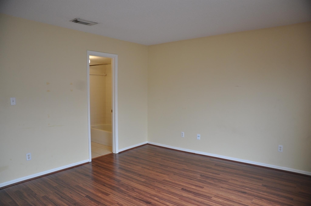3754 Tanglewilde Street - Photo 22