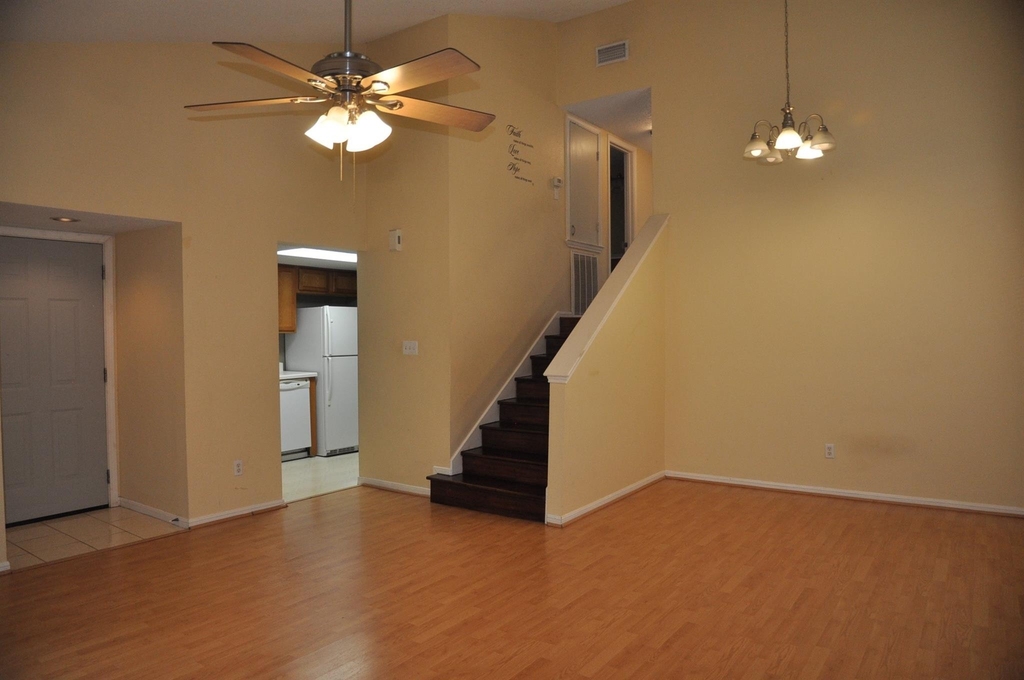 3754 Tanglewilde Street - Photo 9