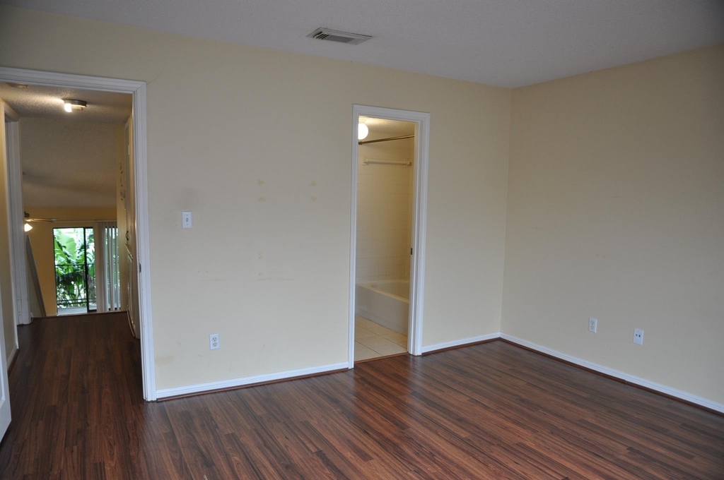3754 Tanglewilde Street - Photo 20