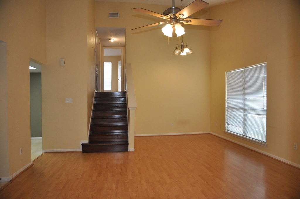 3754 Tanglewilde Street - Photo 8