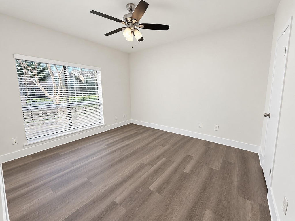2025 Augusta Drive - Photo 20