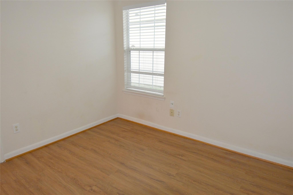 13018 Hill Canyon Lane - Photo 13